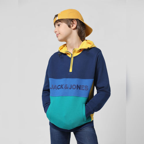 JACK&JONES JACK&JONES JUNIOR X MOTOR MUNCHKINS BLUE COLOURBLOCKED HOODED SWEATSHIRT
JACK&JONES JACK&JONES JUNIOR X MOTOR MUNCHKINS BLUE COLOURBLOCKED HOODED SWEATSHIRT