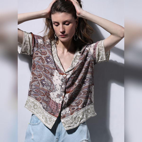 VERO MODA Women Brown Paisley Printed Shirt, Short Sleeves, Notched Lapel
VERO MODA Women Brown Paisley Printed Shirt, Short Sleeves, Notched Lapel