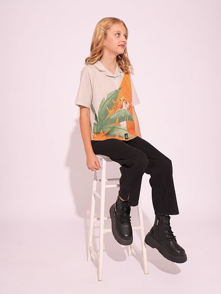 VERO MODA Girls X JUNGLE BOOK Beige Printed Short Sleeves Shirt, Short Sleeves, Collar
VERO MODA Girls X JUNGLE BOOK Beige Printed Short Sleeves Shirt, Short Sleeves, Collar
