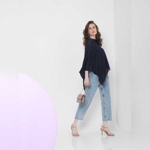 VERO MODA Women Navy Blue Asymmetric Poncho, Three-Quarter Sleeves, Round Neck
VERO MODA Women Navy Blue Asymmetric Poncho, Three-Quarter Sleeves, Round Neck