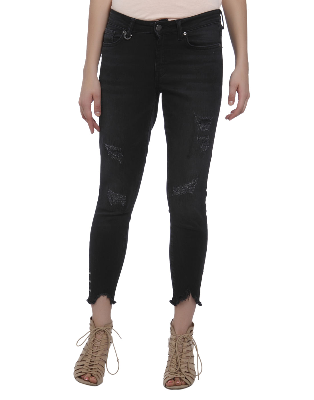 ripped jeans fit