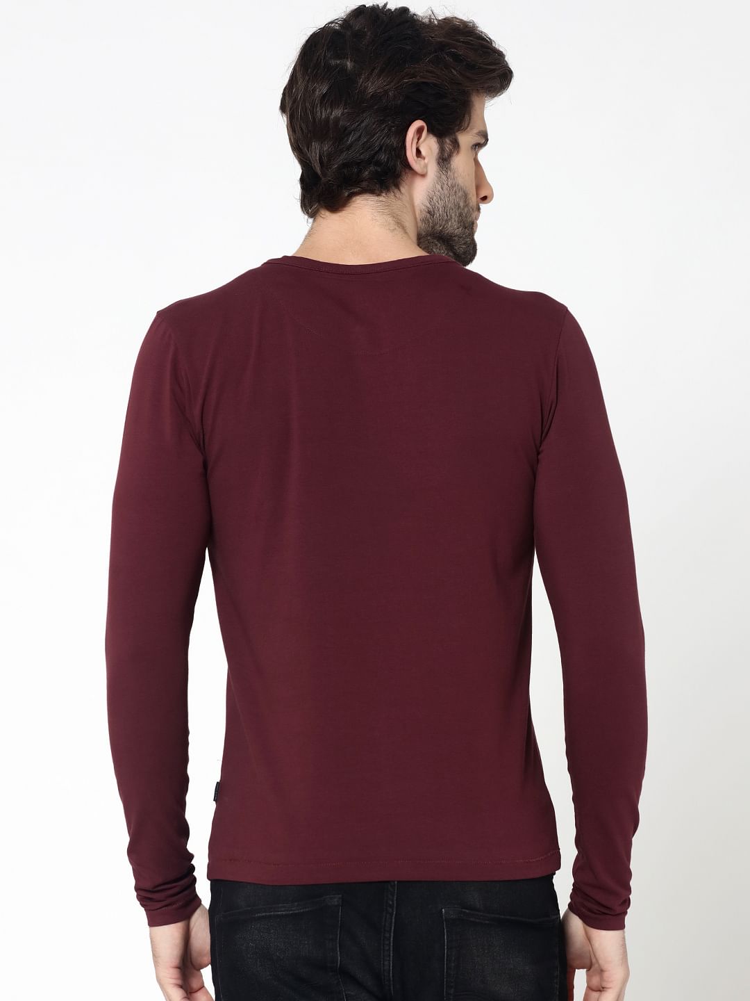 burgundy t shirts