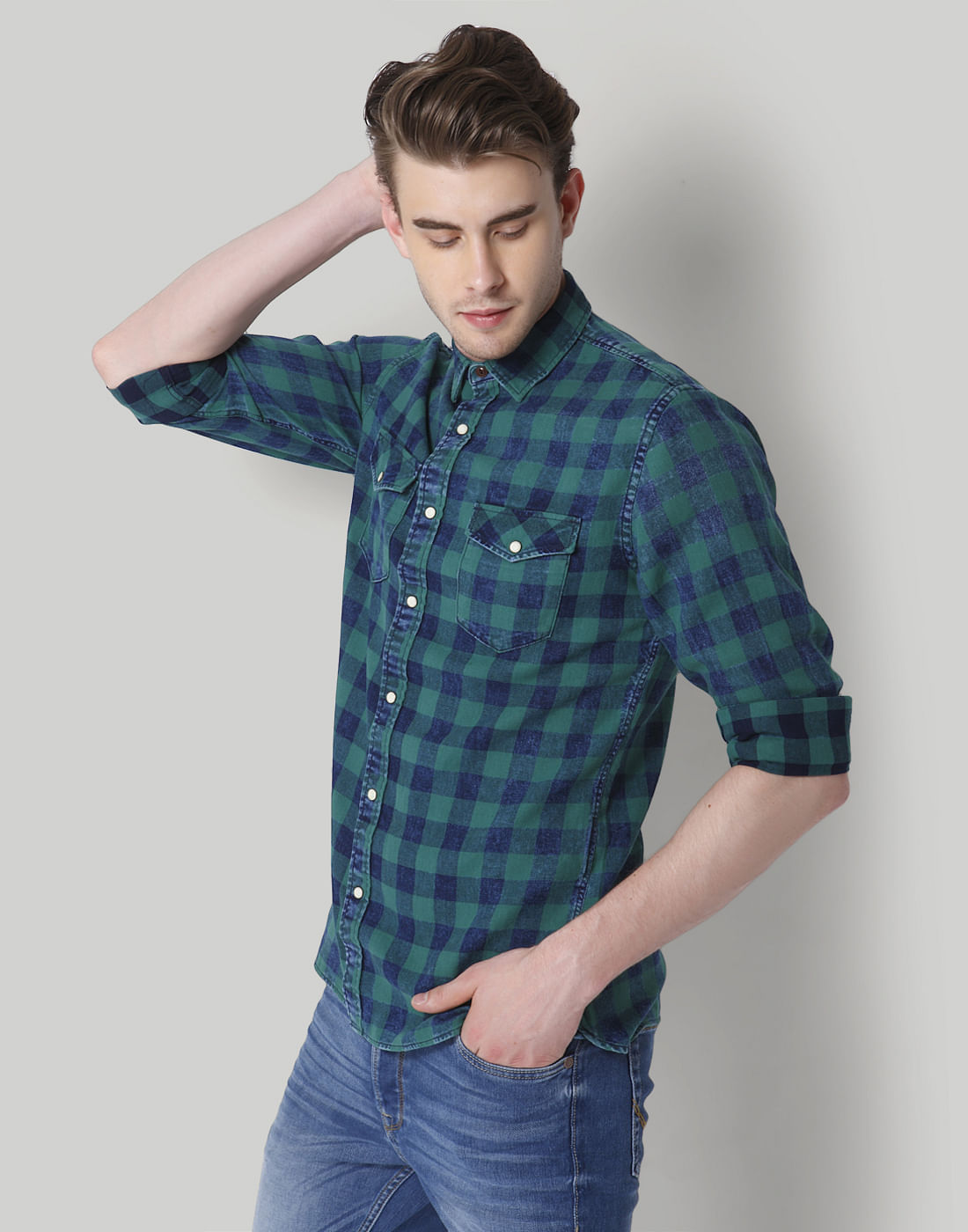 jeans with green shirt