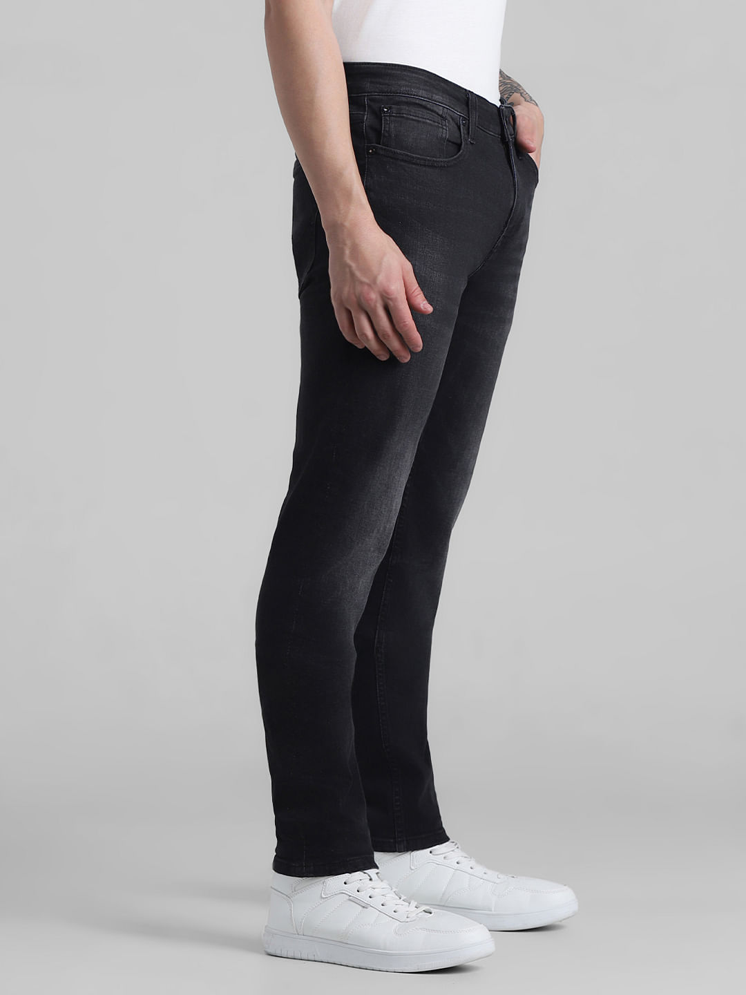 Buy online Mens Slim Fit Plain Jeans from Clothing for Men by Fineblu for  ₹1100 at 15% off | 2024 Limeroad.com