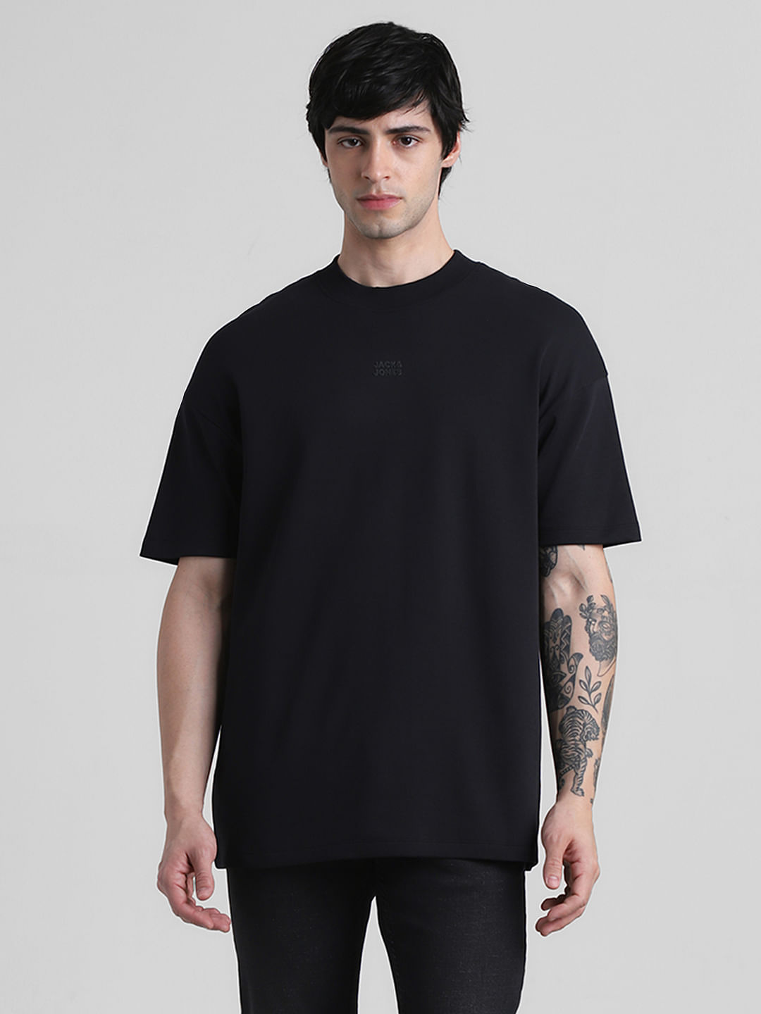 Oversized black store crew neck