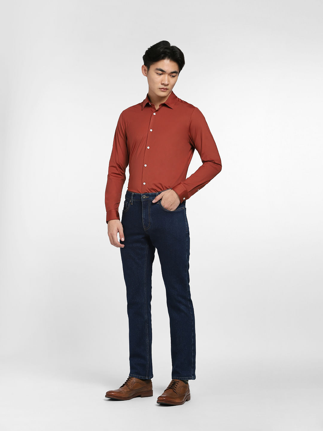 Red Dress Shirt with Beige Pants Outfits For Men (5 ideas & outfits) |  Lookastic