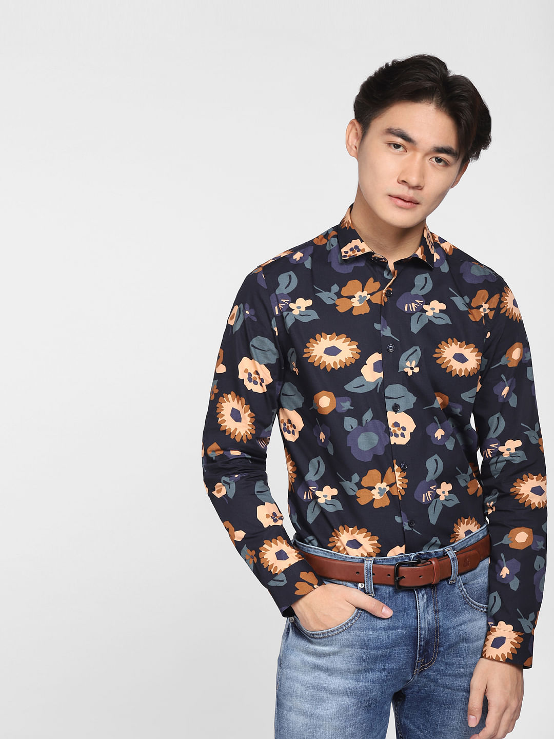 Blue Flower buying Print Long Sleeve Shirt