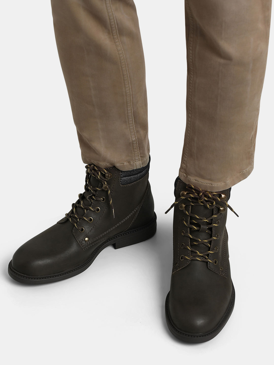 Olive 2025 leather boots