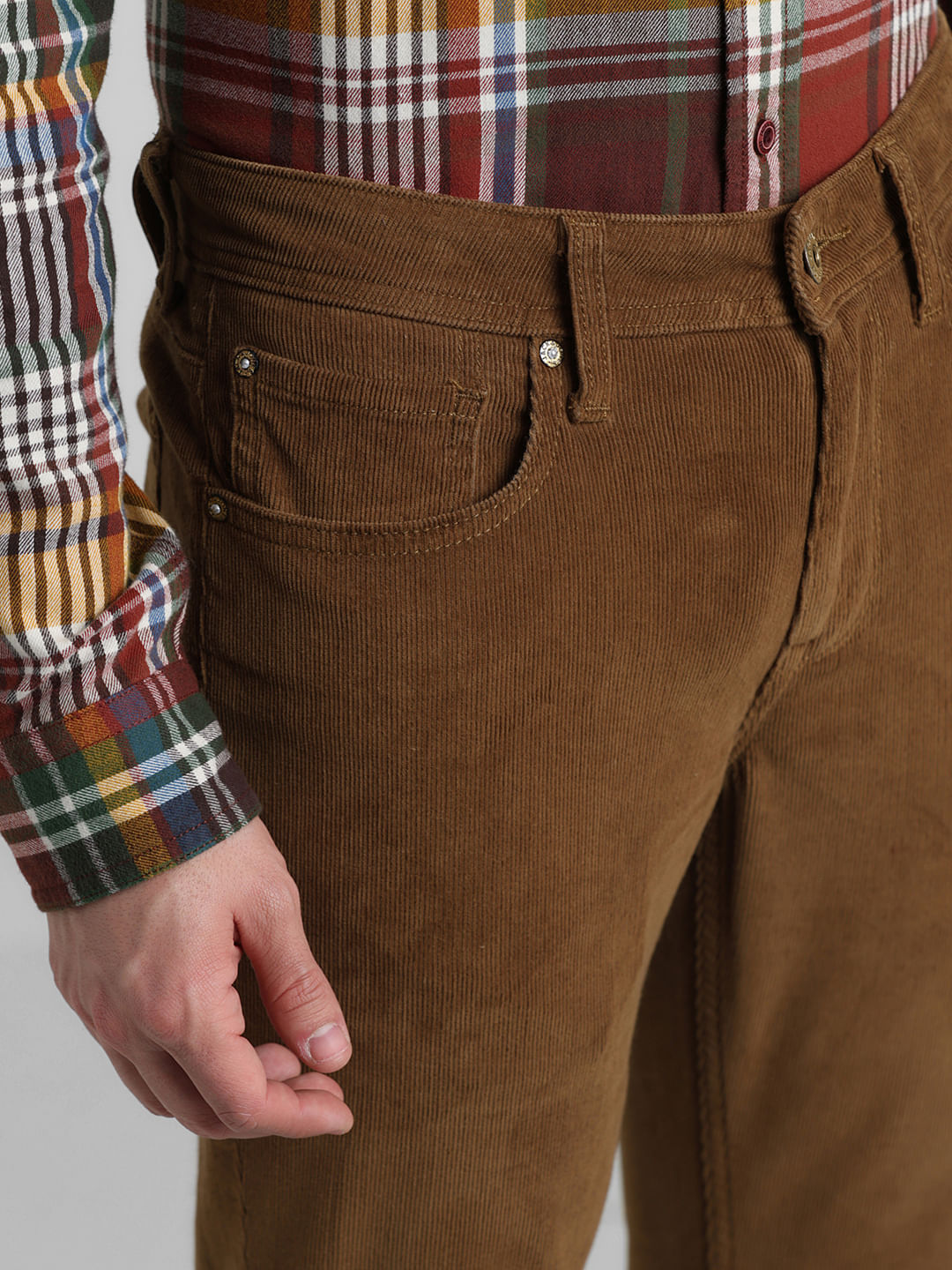 Buy Men Brown Regular Fit Textured Casual Trousers Online - 194206 | Allen  Solly
