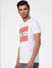White Graphic Print Crew Neck T-shirt_393745+3
