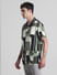 Green Printed Short Sleeves Shirt_415381+3