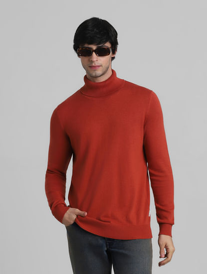 Rust Brown Turtle Neck Pullover