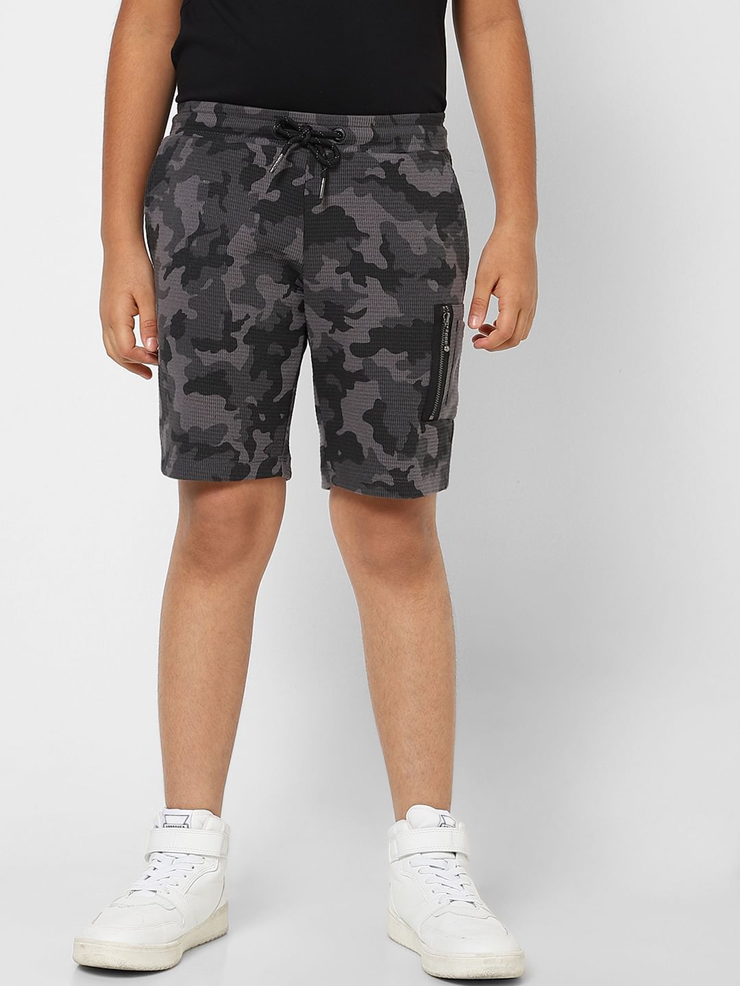 boys black sweat shorts