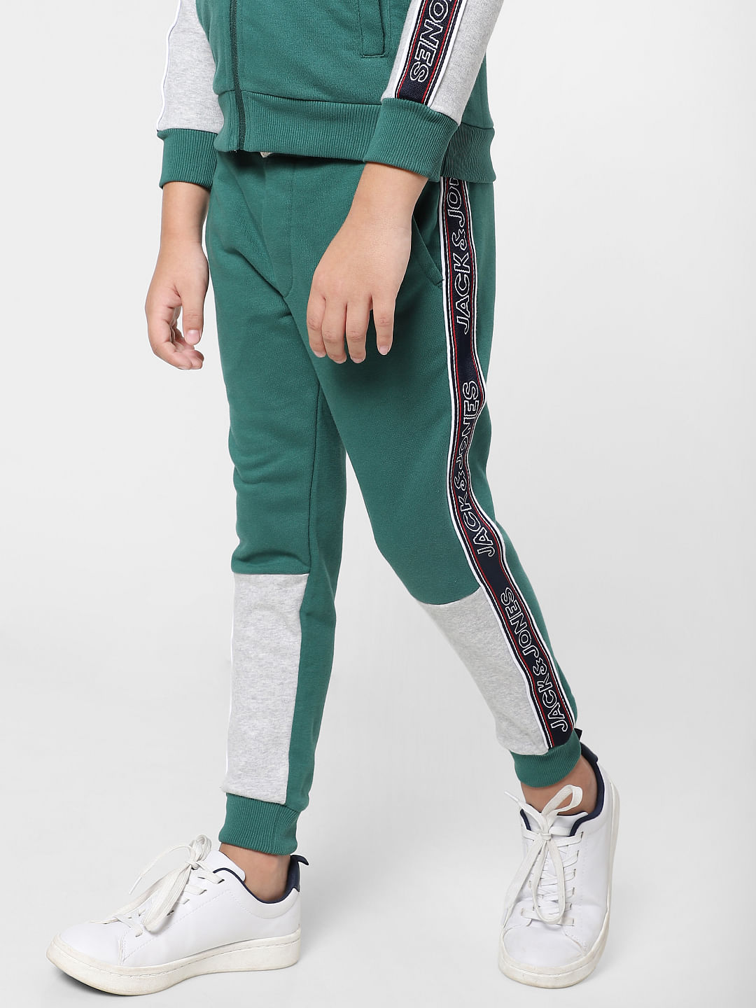 boys green sweatpants