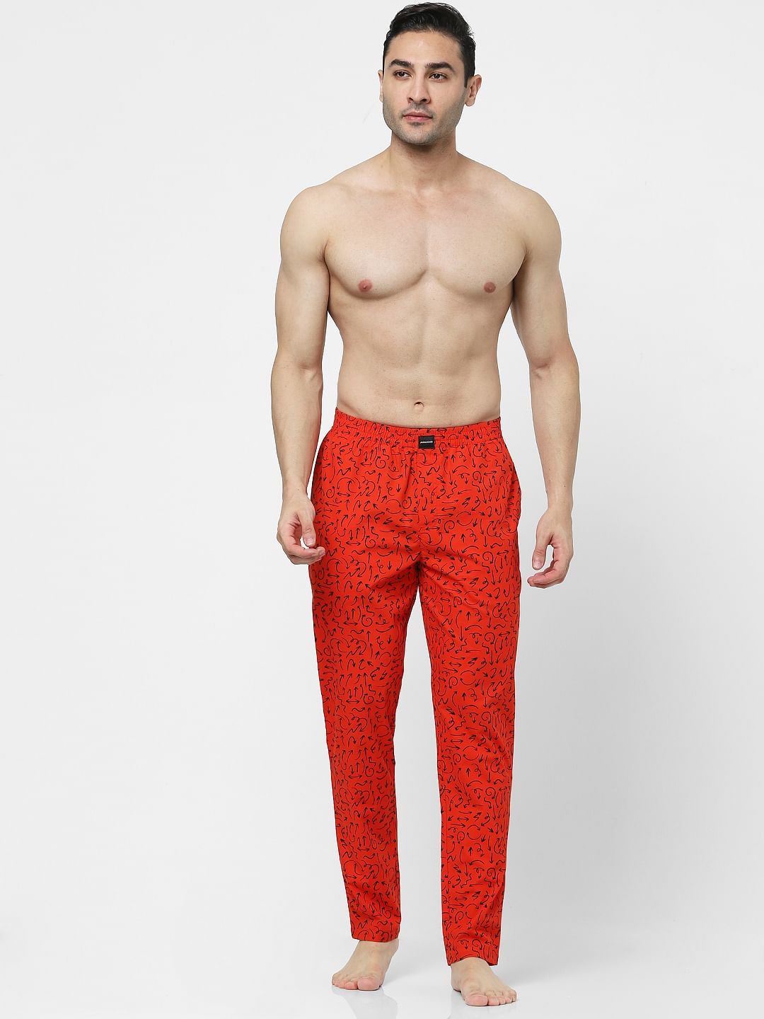 Red pyjamas 2025