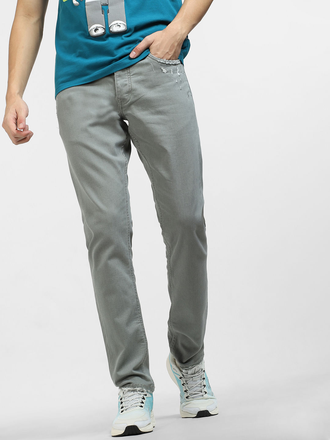 GREY COLOR SLIM FIT JEANS FOR MEN  united18