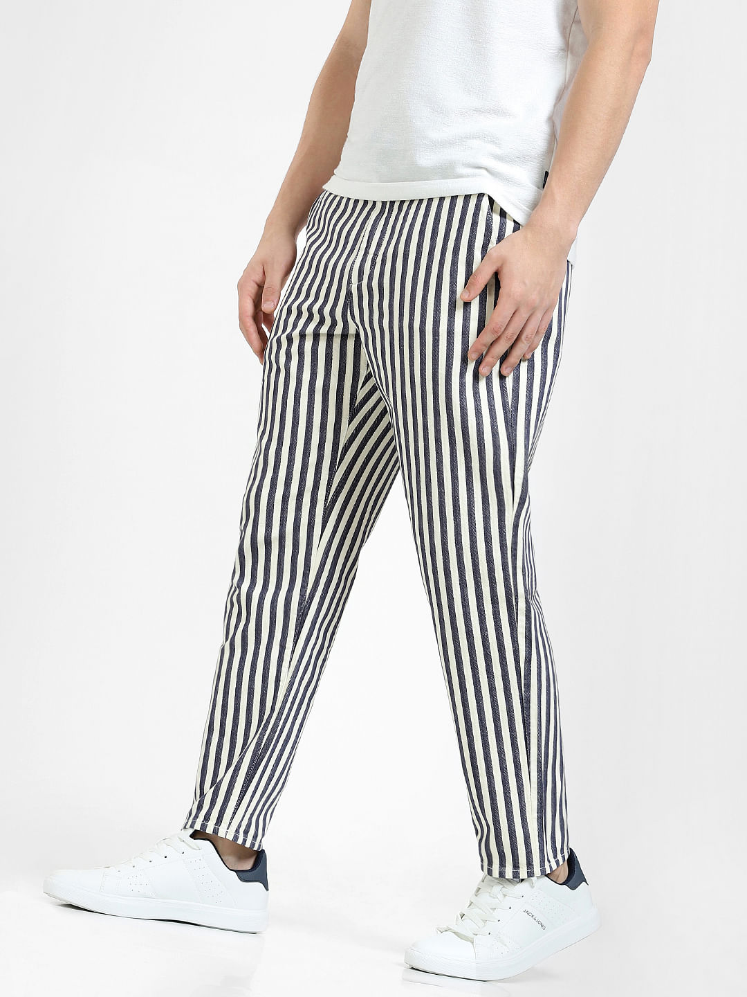 Buy Arrow Men Dark Brown Flat Front Striped Formal Trousers - NNNOW.com