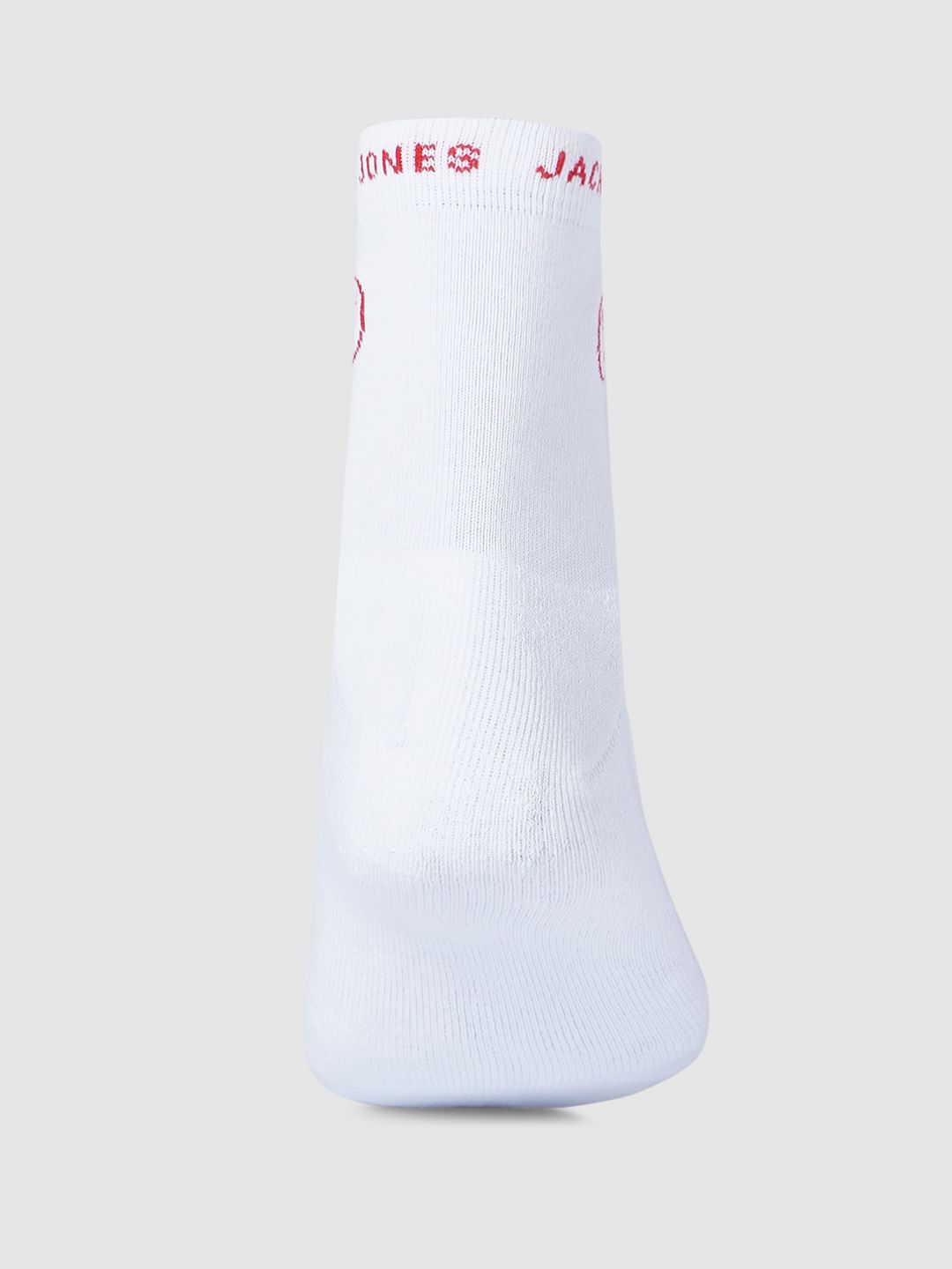 Mid length best sale nike socks