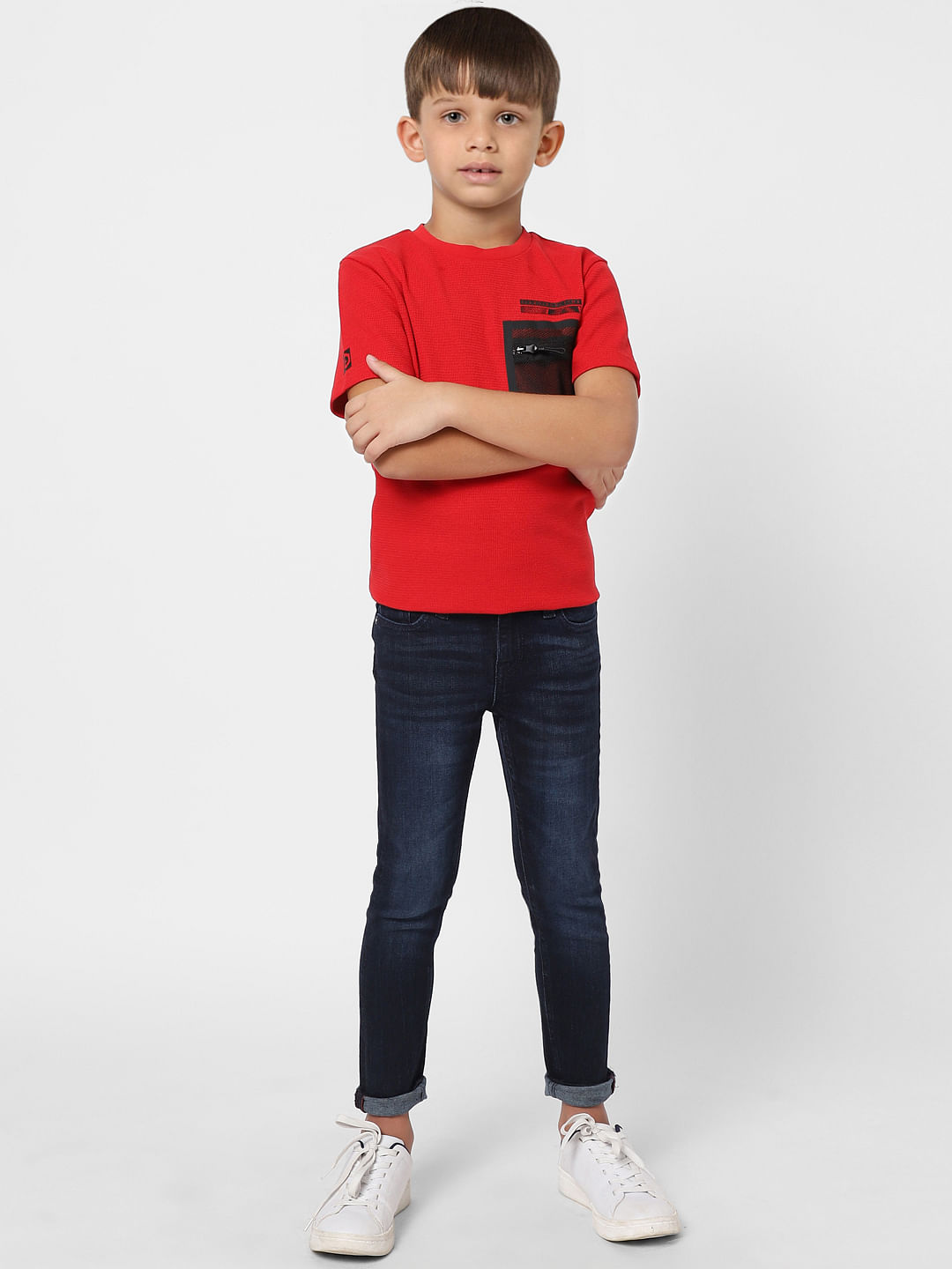 Red t shirt hot sale black jeans