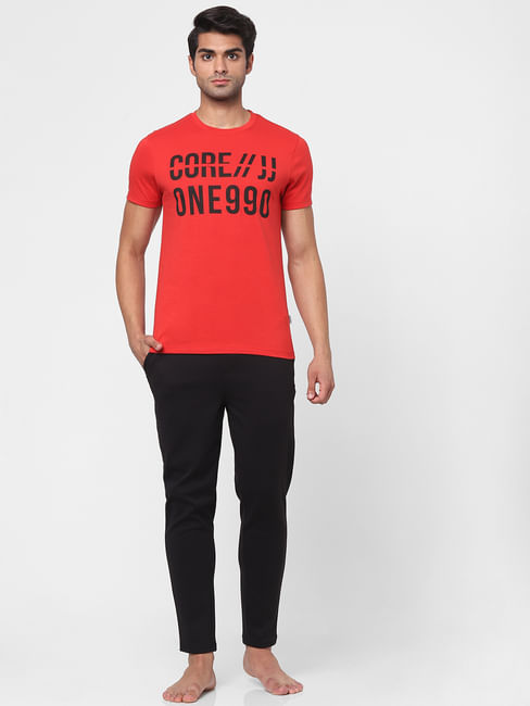 Red Graphic Crew Neck T-shirt