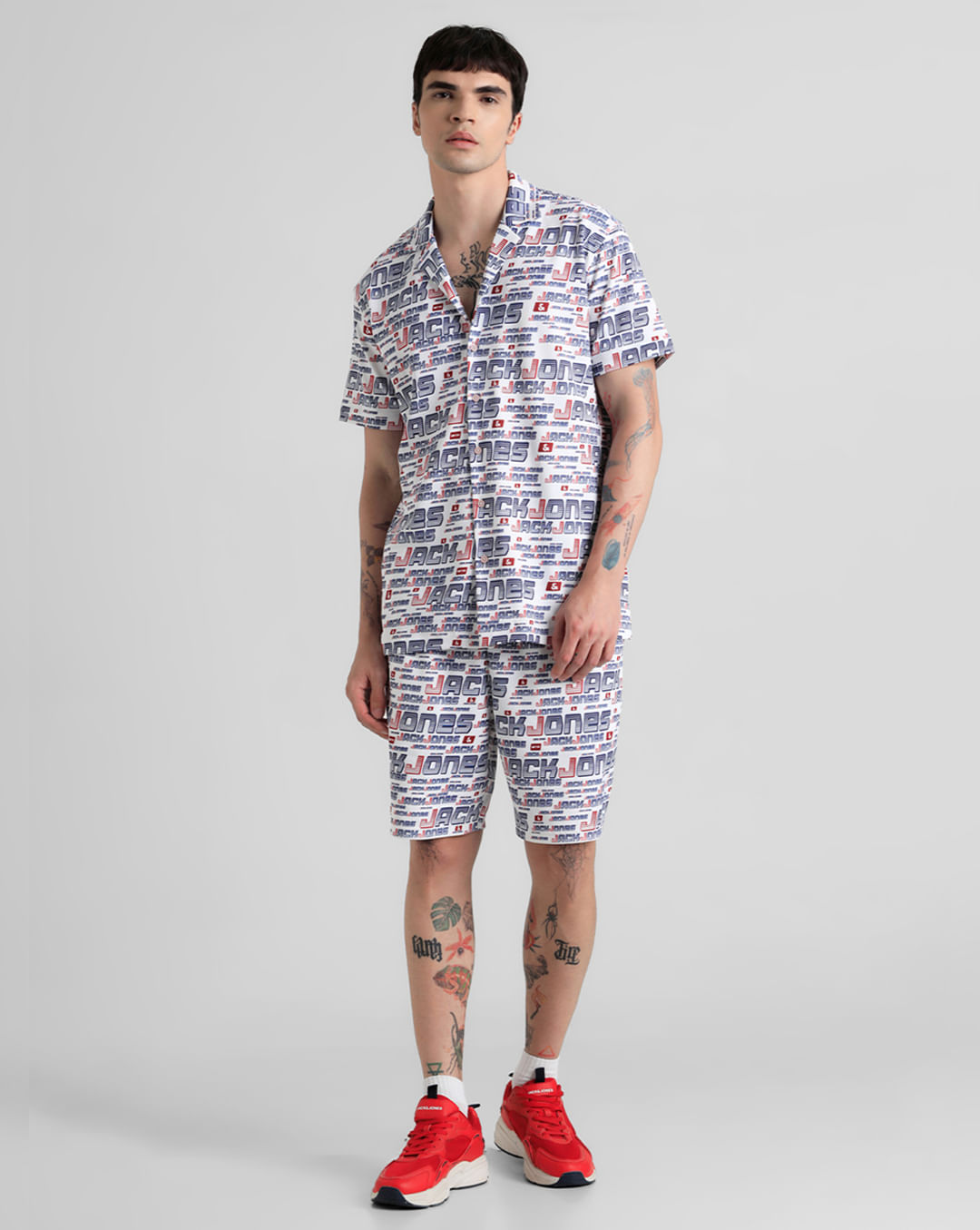 URBAN RACERS by JACK&JONES WHITE LOW RISE PRINTED SHORTS|263085901