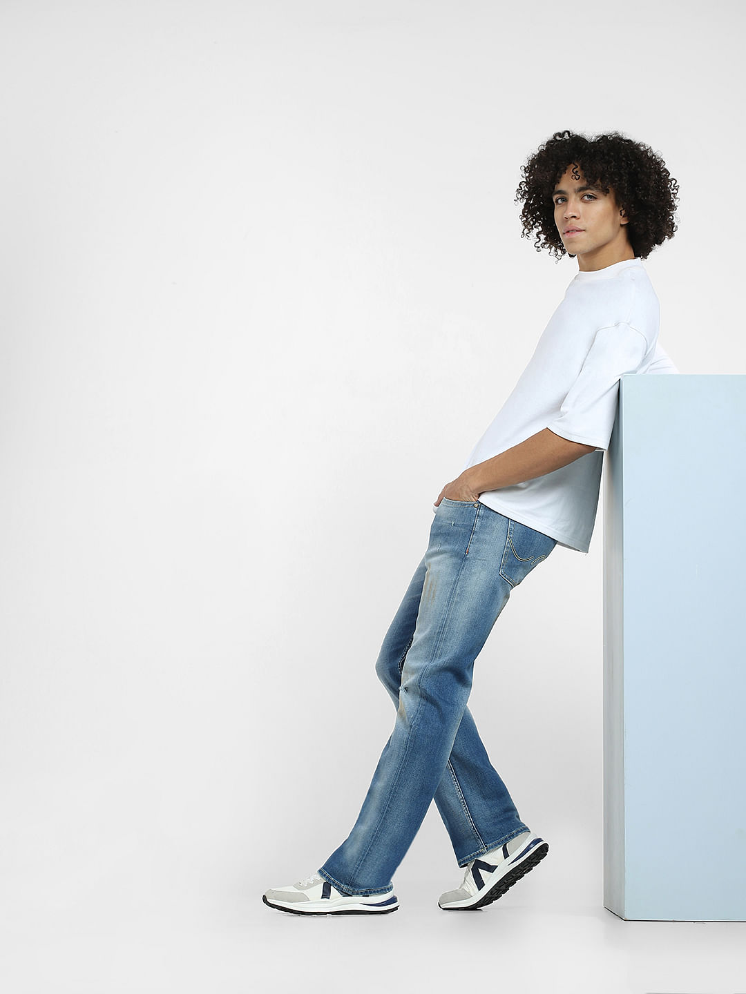 Levis jeansmenwesternwear  Buy Levis 517 Boot Cut Jeans Online  Nykaa  Fashion
