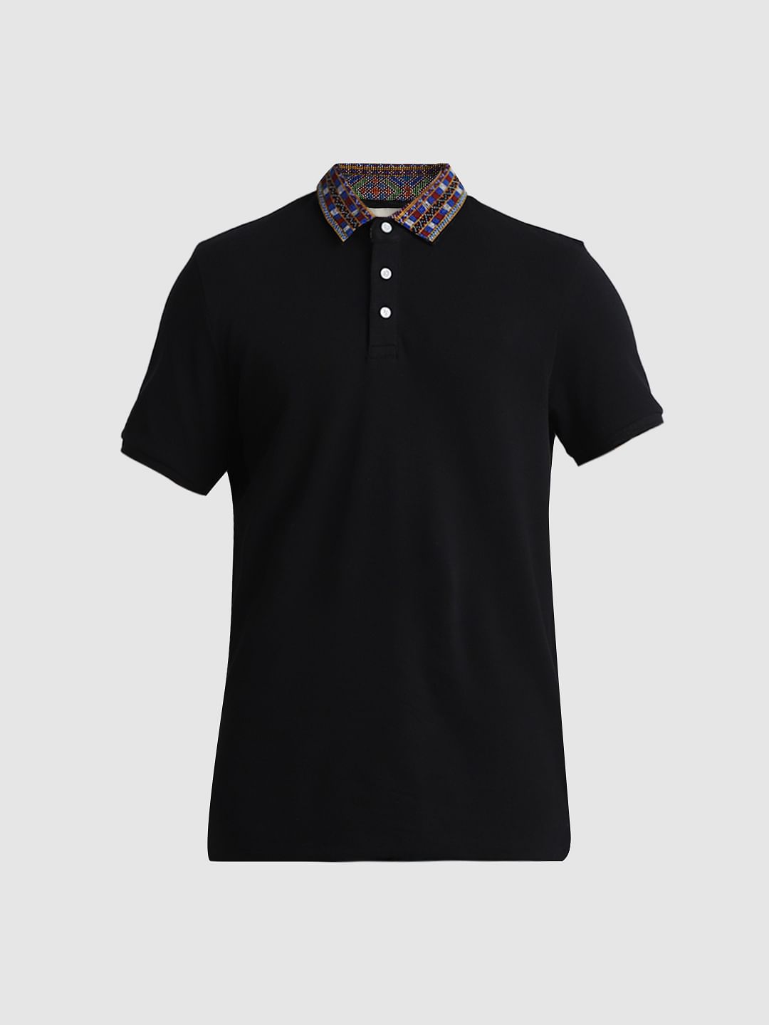 Black collar t on sale shirt