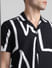 Black Abstract Print Short Sleeves Shirt_414767+5
