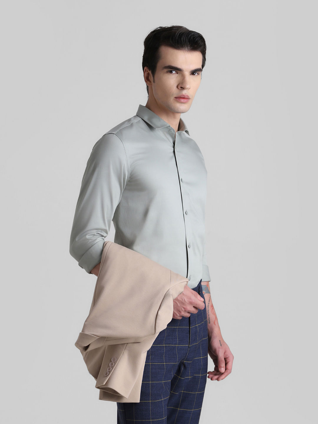 Stylish Man Gray Tshirt White Pants Stock Photo 743187322 | Shutterstock