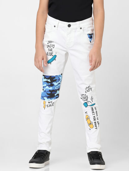 Boys White Mid Rise Printed Slim Fit Jeans