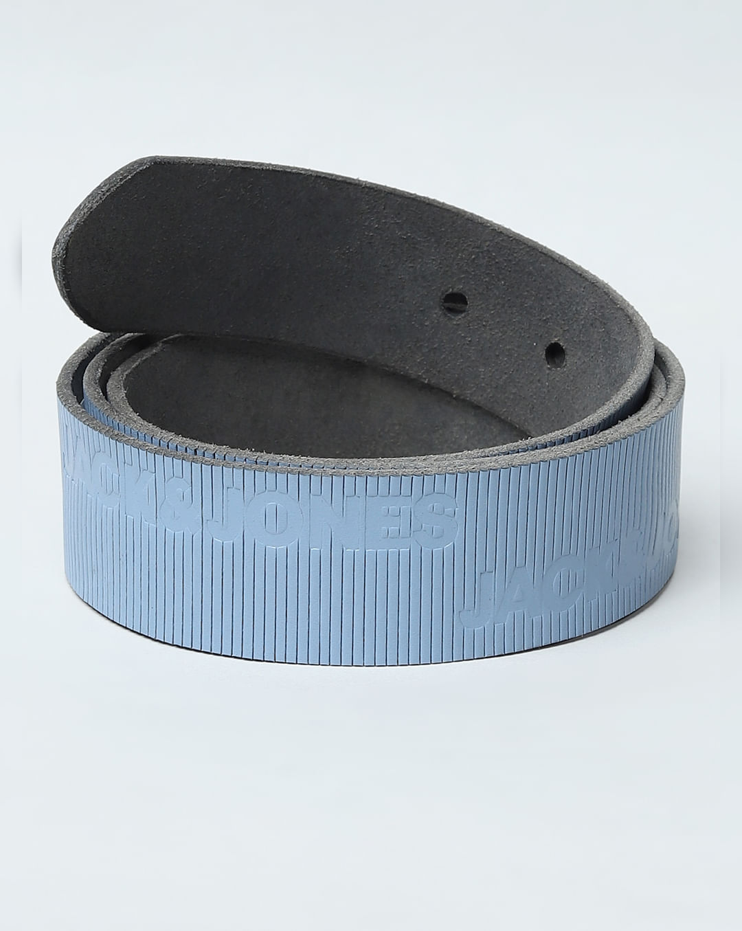 Light blue belt in tumbled leather