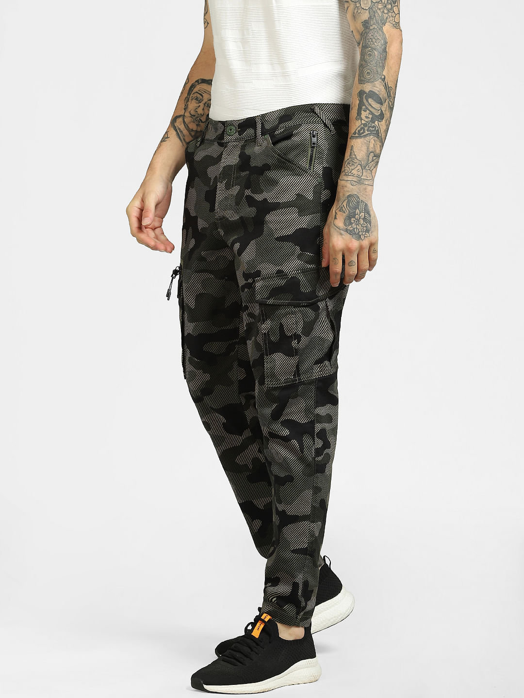 Jogger BLACK AND GREY CAMOUFLAGE PRINT WITH GRIP LOWER - Militaryshop
