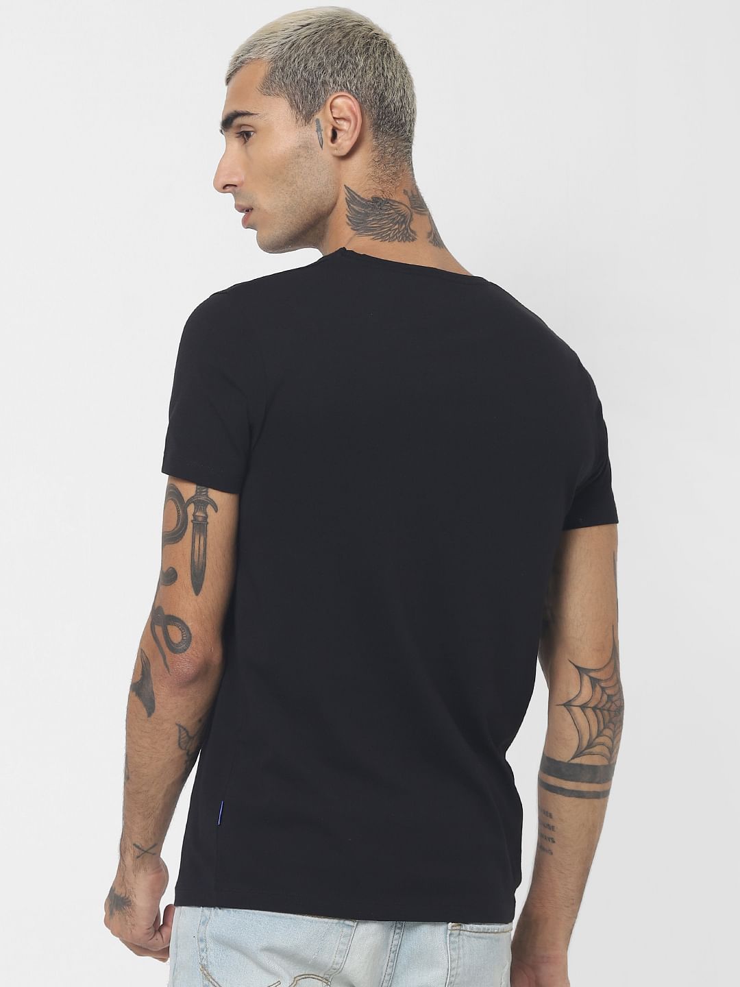 Black v neck t shirt clearance back