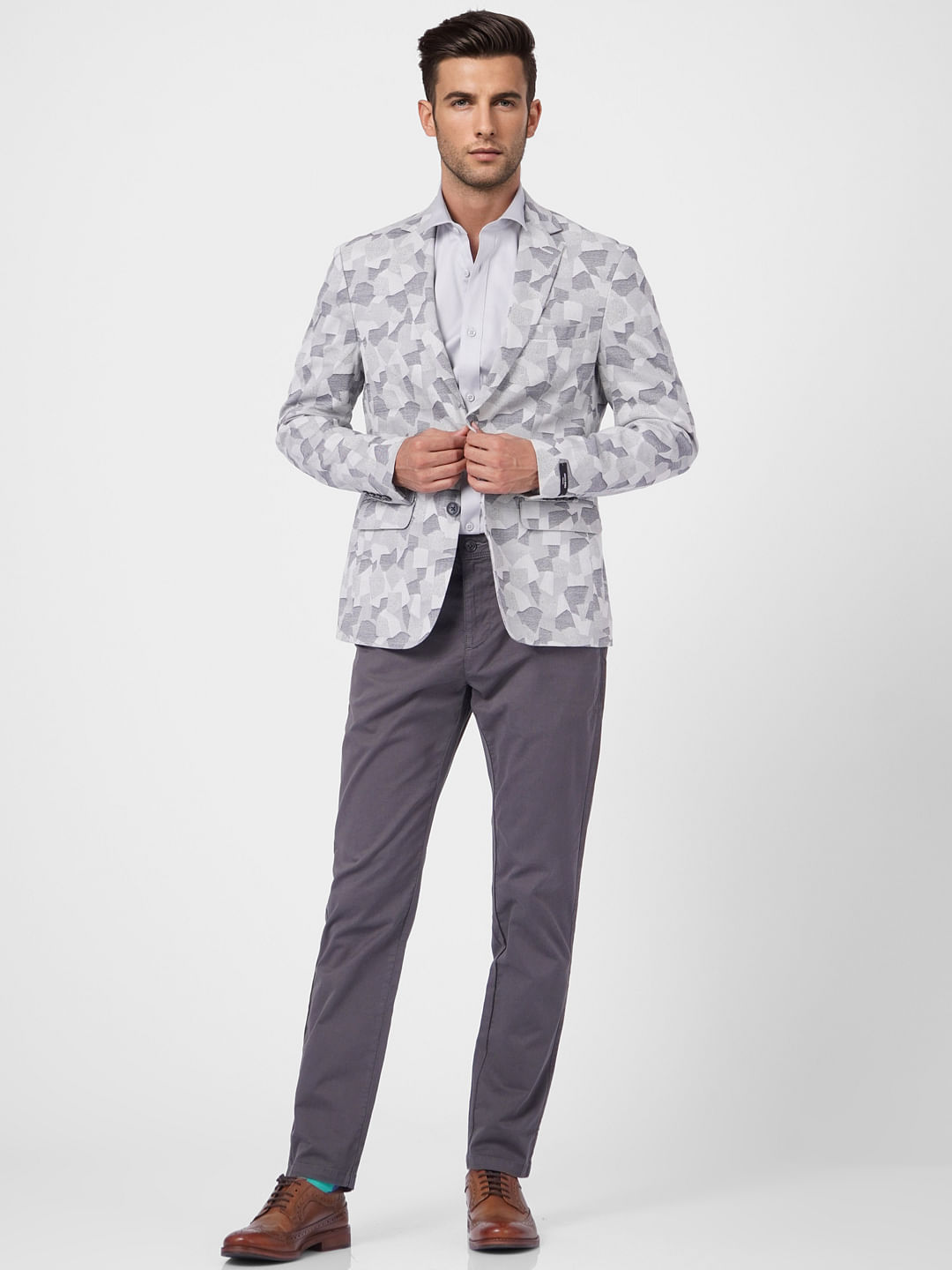 gray khaki  Business casual attire for men Mens outfits Business casual  attire