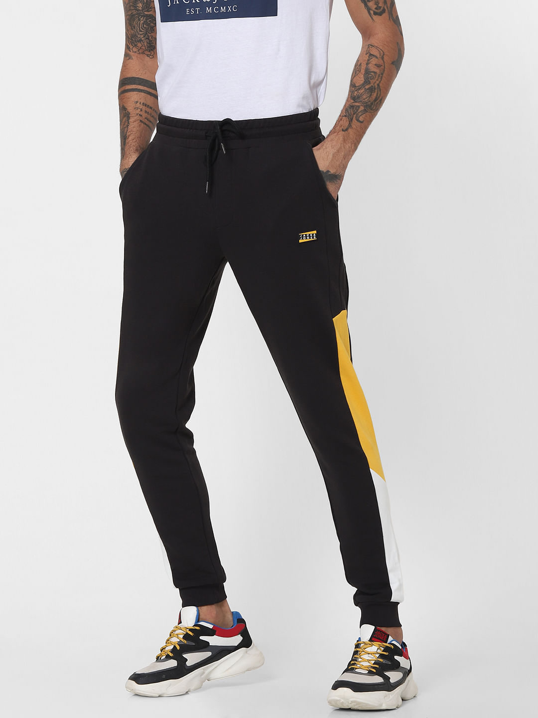 black skinny sweatpants