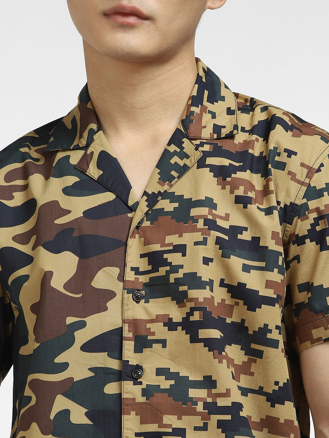 Short camo online