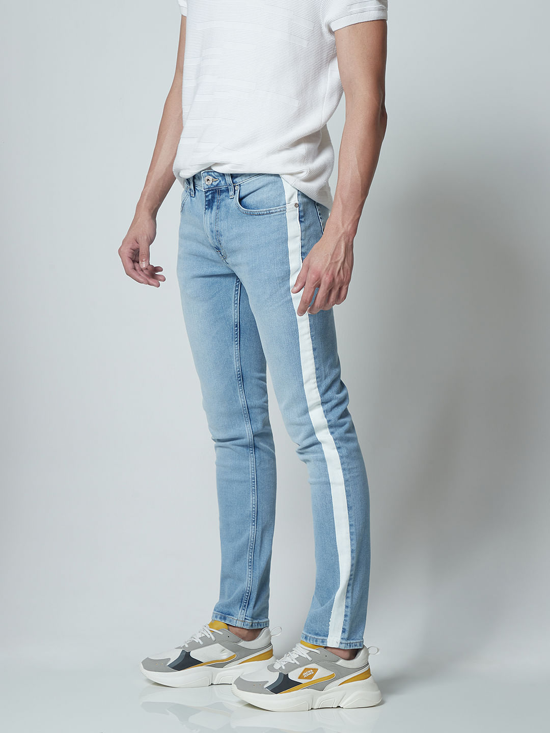 Men Should Only Wear Skinny Jeans - THE JEANS BLOG