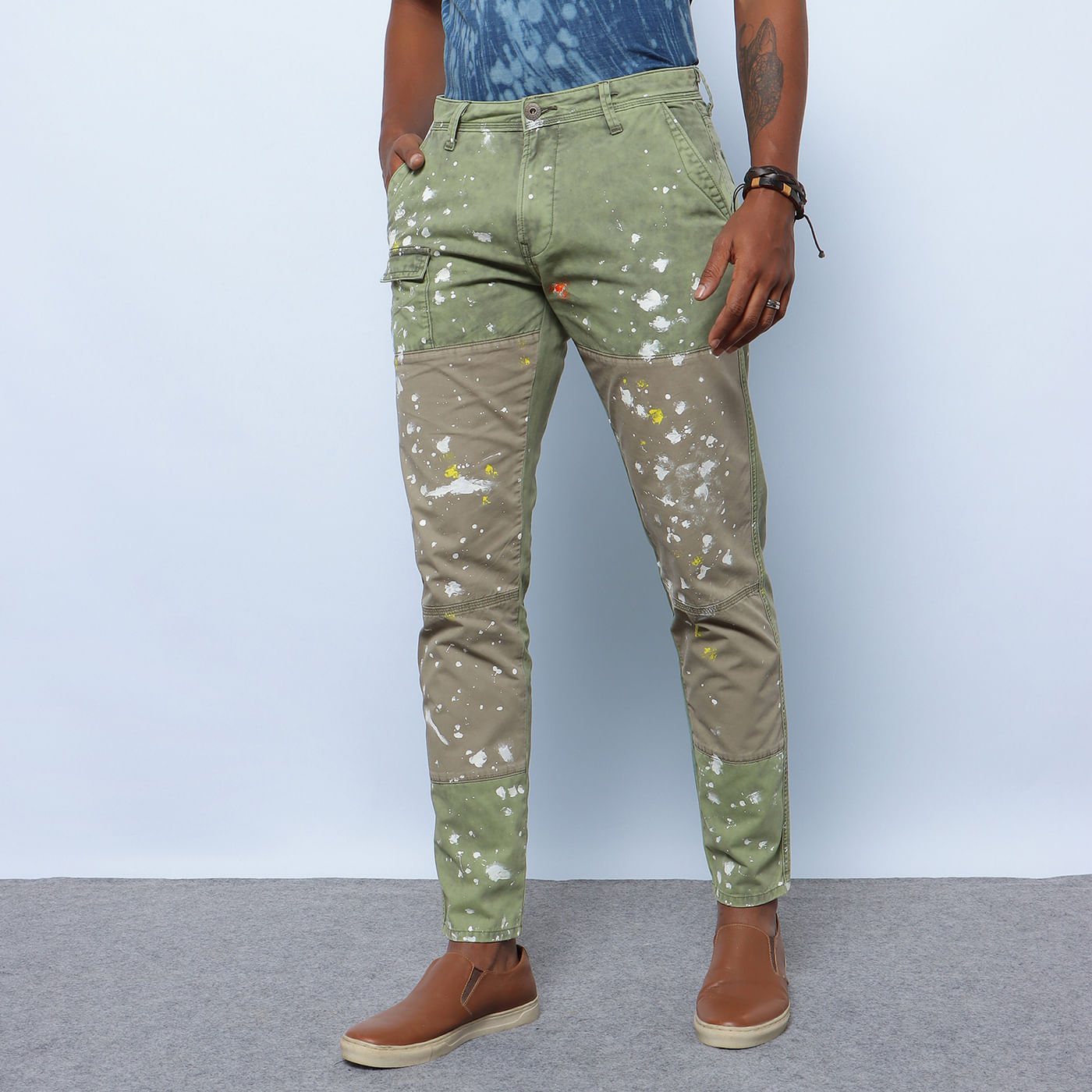 Green Low Rise Colourblocked Printed Frank Anti-Fit Pants