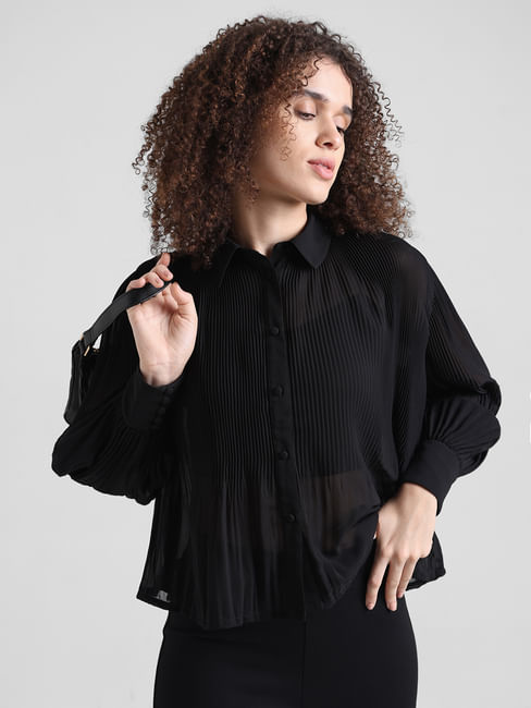 Black Pleated Cropped Shirt