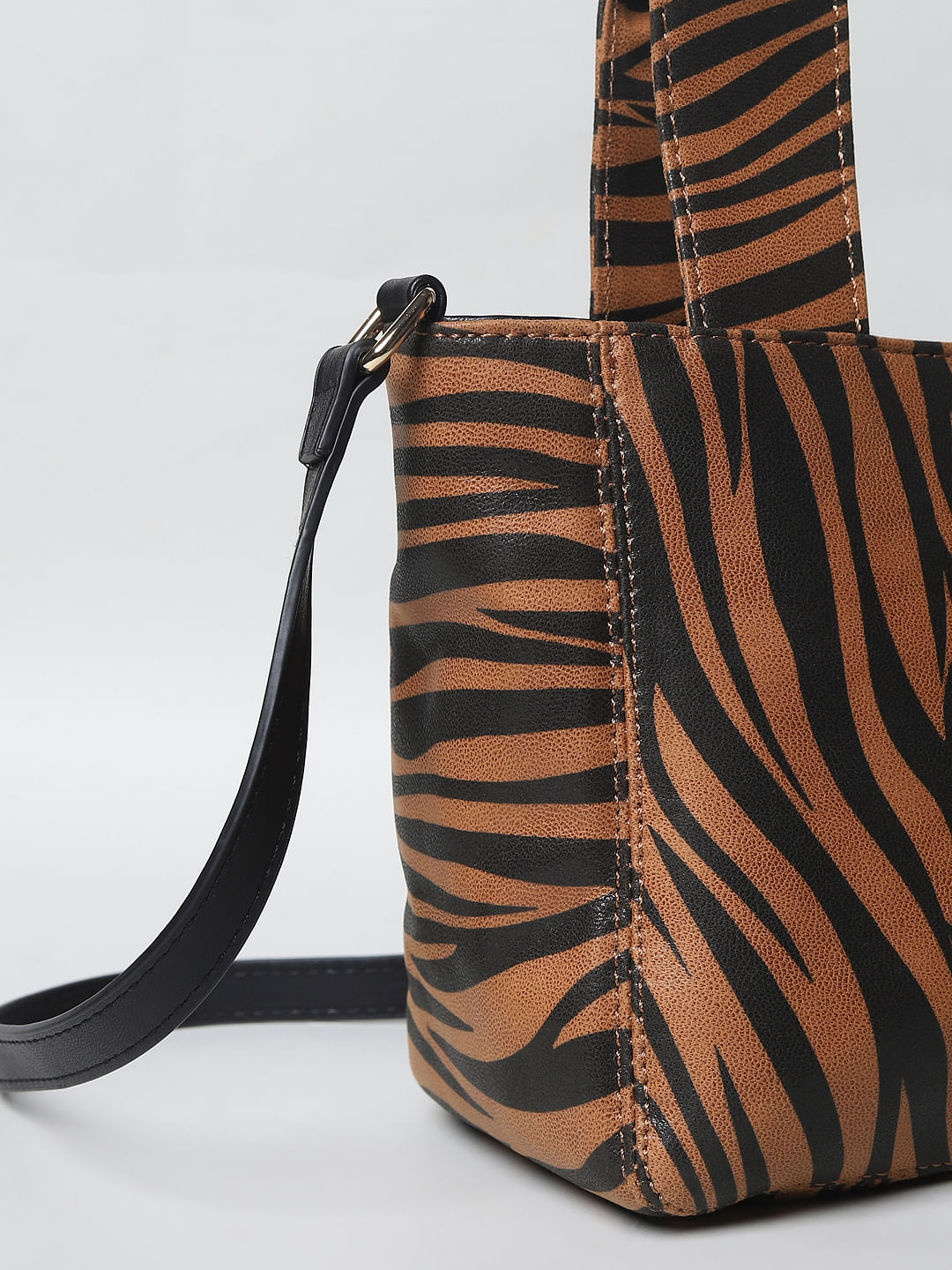 Animal print hot sale crossbody bag