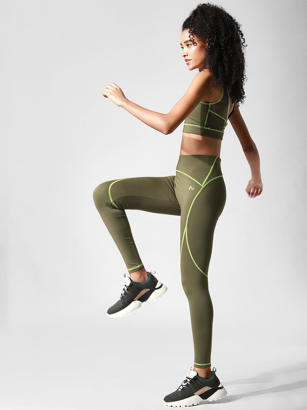 Fit 4 Change: athletic and casual leggings that inspire change