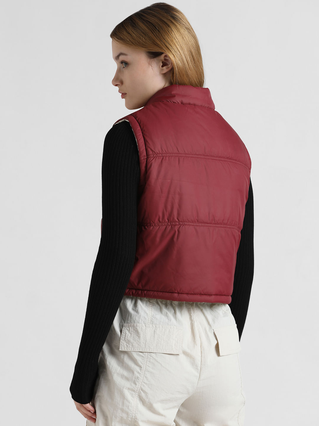 Red puffer clearance gilet