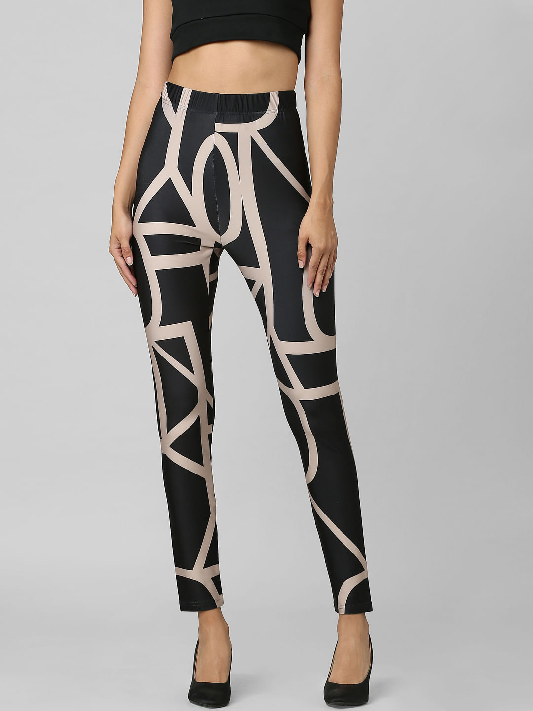 Buy DressBerry Women Black & White Seamless Fleece Leopard Printed Leggings  - Leggings for Women 407111 | Myntra
