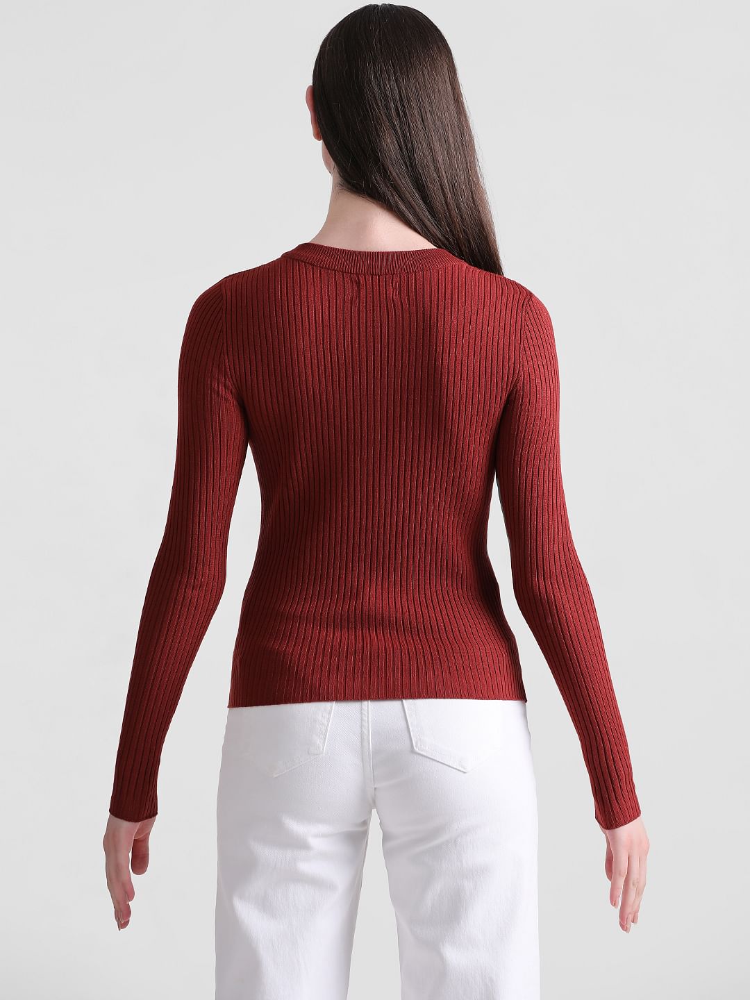 Dark 2024 red pullover