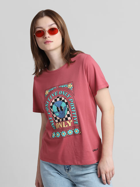 Red Graphic Print T-shirt