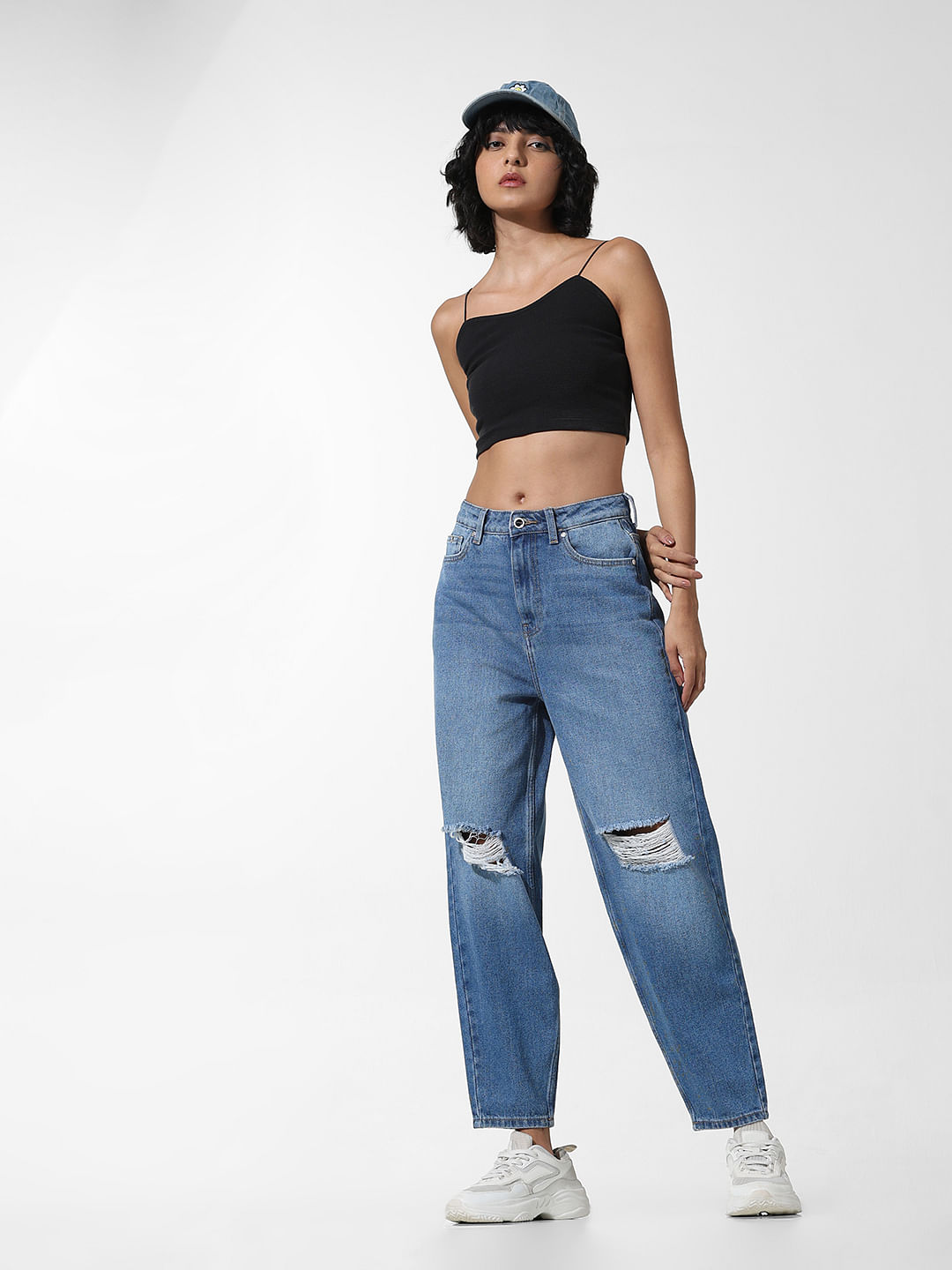 Fashion mom jeans reserved