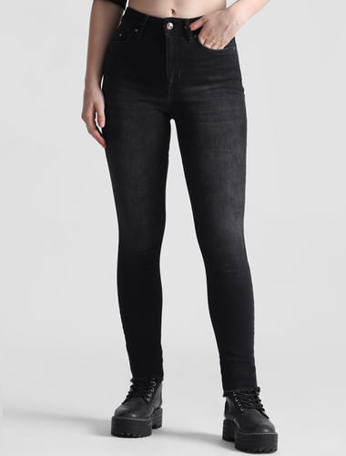 Women's black skinny jeans