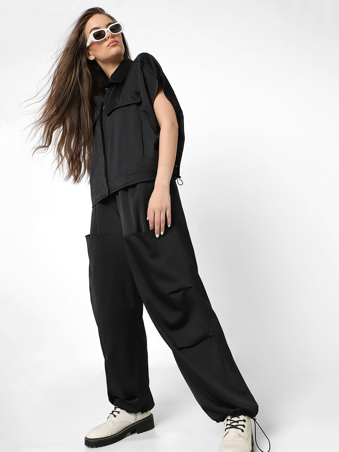 Relaxed fit cargo trousers - Women's fashion | Stradivarius Viet Nam