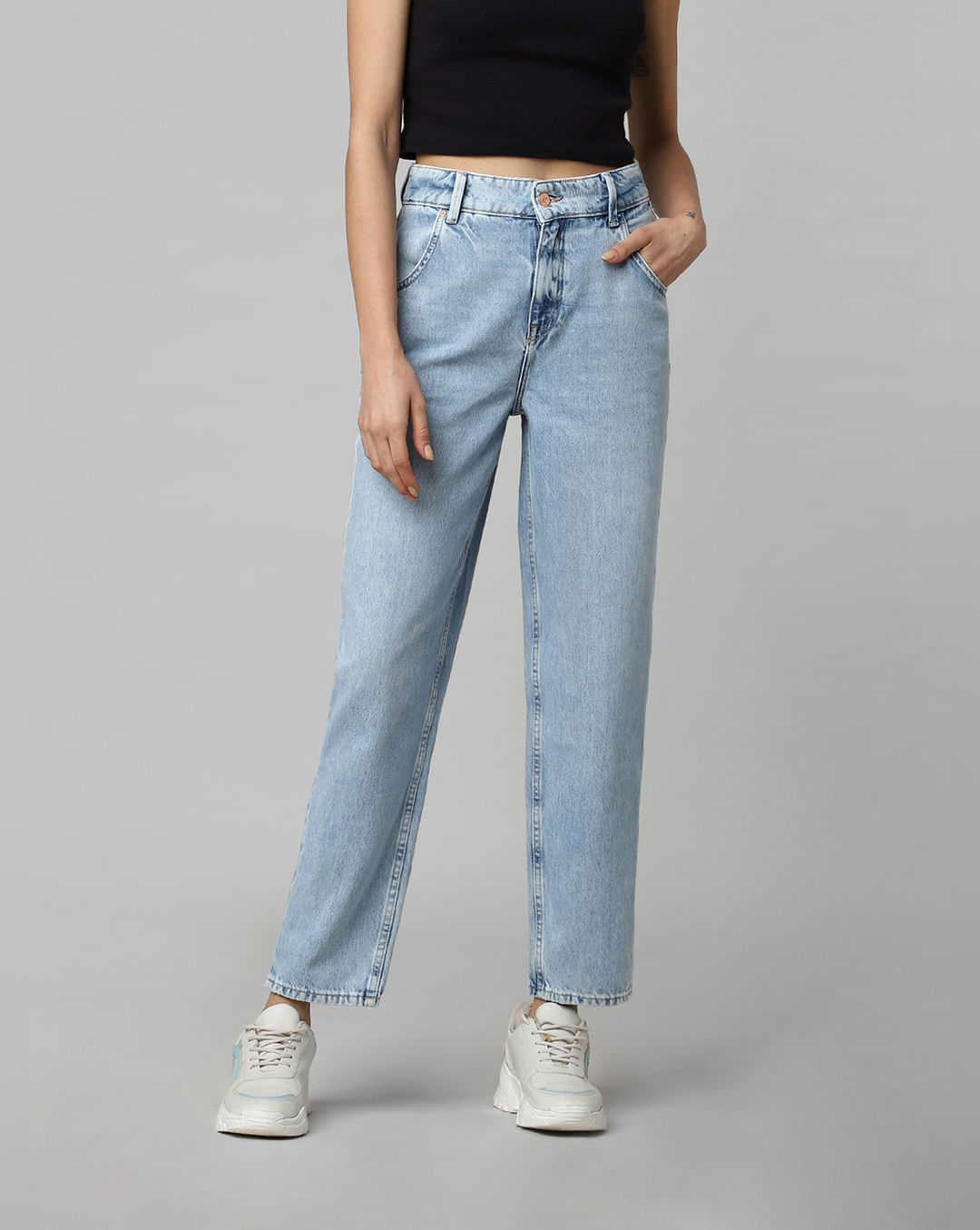Straight-fit jeans