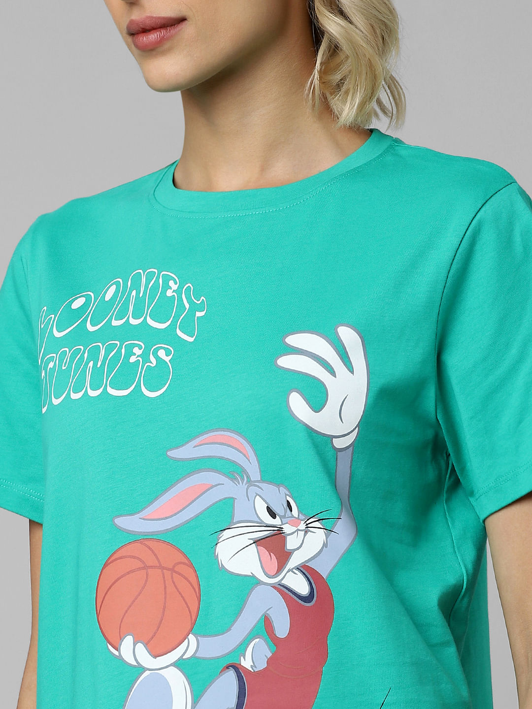 T shirt deals bugs bunny